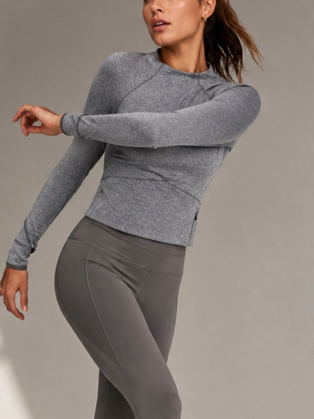 Lululemon Hill And Valley Mock Neck Long Sleeve Top Size 6 in Heathered Slate